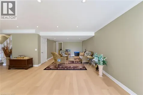 20 Isherwood Avenue Cambridge ON N1R 8P9