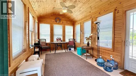 418 Lakeshore Road Selkirk ON N0A 1P0