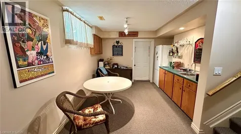 418 Lakeshore Road Selkirk ON N0A 1P0