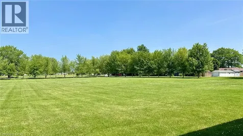 418 Lakeshore Road Selkirk ON N0A 1P0