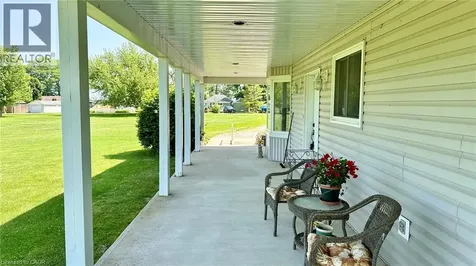 418 Lakeshore Road Selkirk ON N0A 1P0