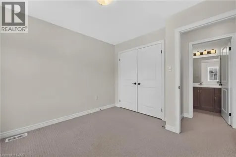 114 Dunrobin Lane Grimsby ON L3M 0H4