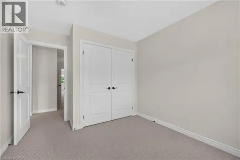 114 Dunrobin Lane Grimsby ON L3M 0H4