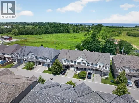 114 Dunrobin Lane Grimsby ON L3M 0H4