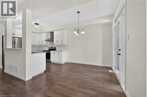 114 Dunrobin Lane Grimsby ON L3M 0H4