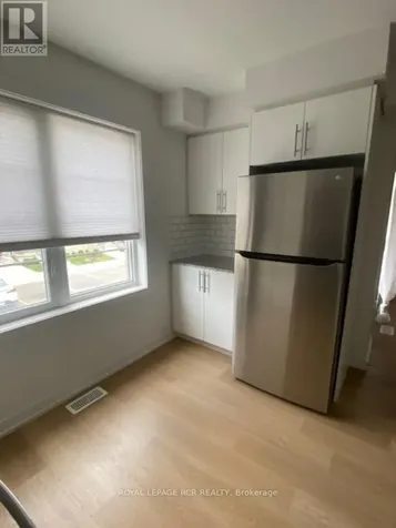 205 West Oak Trail Kitchener ON N2R 1R4