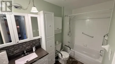 21 Liston Avenue Brockville ON K6V 6Z3