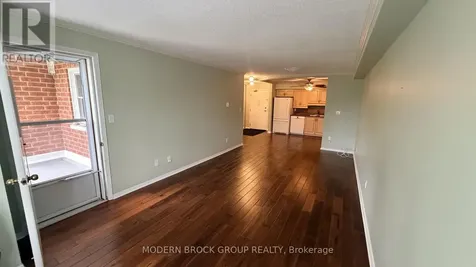 21 Liston Avenue Brockville ON K6V 6Z3