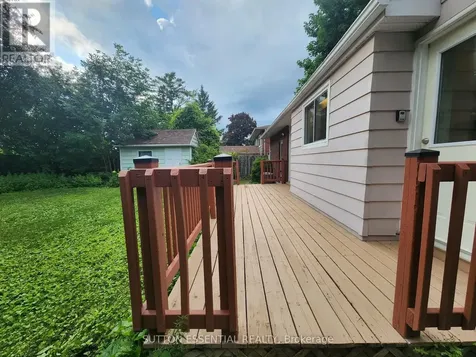 18 Vanier Drive Brockville ON K6V 3J5
