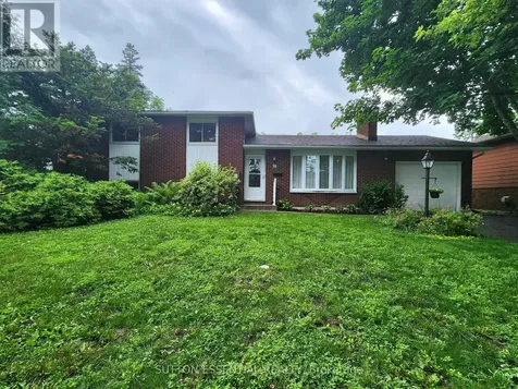 18 Vanier Drive Brockville ON K6V 3J5