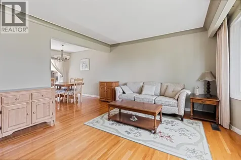 3425 Woodlawn Avenue Windsor ON N8W 2J4