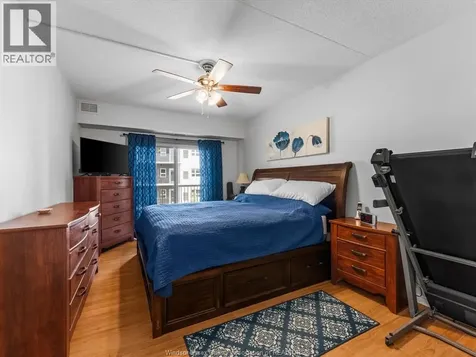 8335 Wyandotte Street East Windsor ON N8S 4S8