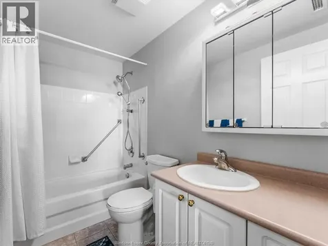 8335 Wyandotte Street East Windsor ON N8S 4S8