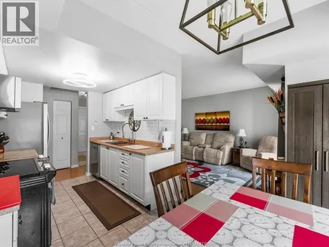 8335 Wyandotte Street East Windsor ON N8S 4S8