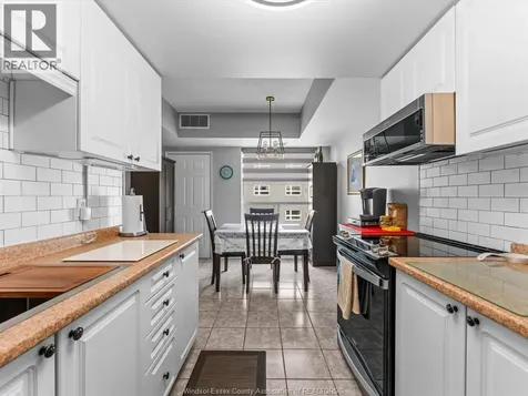 8335 Wyandotte Street East Windsor ON N8S 4S8