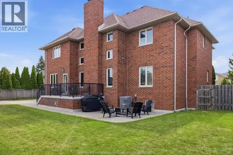 118 Remo Lakeshore ON N8L 0Z3