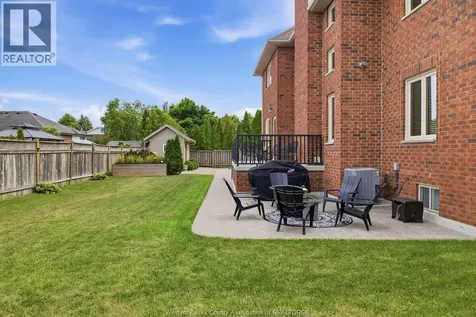 118 Remo Lakeshore ON N8L 0Z3