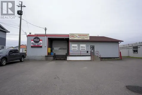 387 Mooney Avenue Thunder Bay ON P7B 5L5