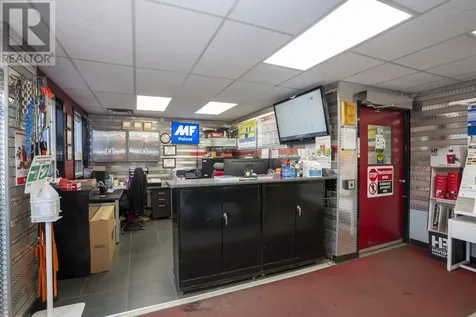 387 Mooney Avenue Thunder Bay ON P7B 5L5