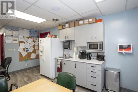 387 Mooney Avenue Thunder Bay ON P7B 5L5