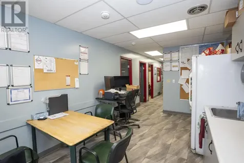 387 Mooney Avenue Thunder Bay ON P7B 5L5