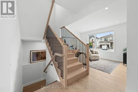 581 Bridgeport Avenue Ottawa ON K4M 0M4