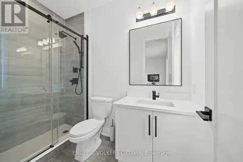 581 Bridgeport Avenue Ottawa ON K4M 0M4