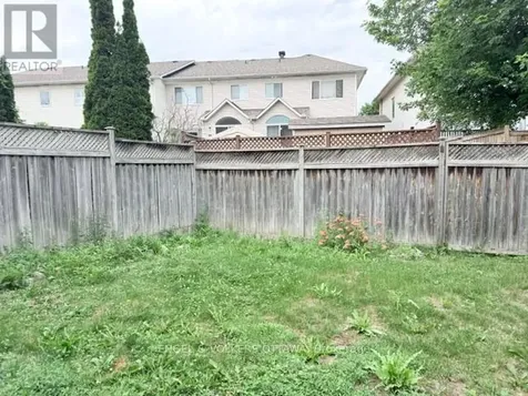 124 Landover Crescent Ottawa ON K2M 2W2