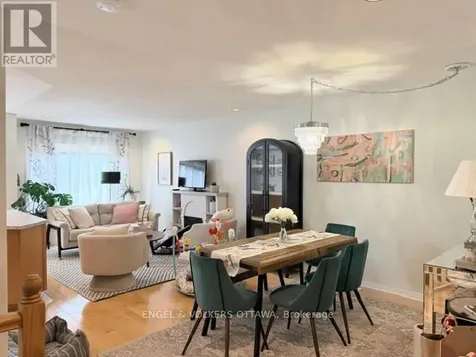 124 Landover Crescent Ottawa ON K2M 2W2