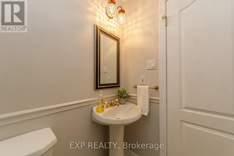40 Newborough Crescent Ottawa ON K2G 6A5