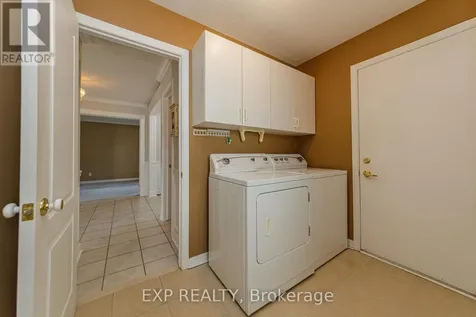 40 Newborough Crescent Ottawa ON K2G 6A5