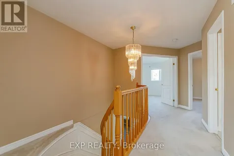 40 Newborough Crescent Ottawa ON K2G 6A5