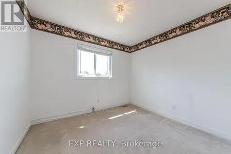40 Newborough Crescent Ottawa ON K2G 6A5
