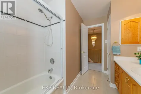 40 Newborough Crescent Ottawa ON K2G 6A5