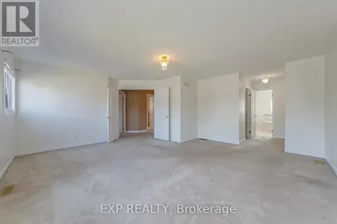 40 Newborough Crescent Ottawa ON K2G 6A5