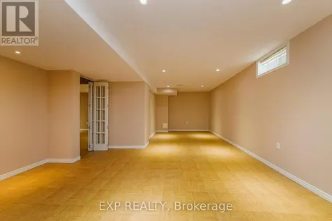 40 Newborough Crescent Ottawa ON K2G 6A5