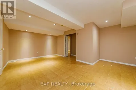 40 Newborough Crescent Ottawa ON K2G 6A5