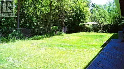 307 Erindale Drive Burlington ON L7L 4T3