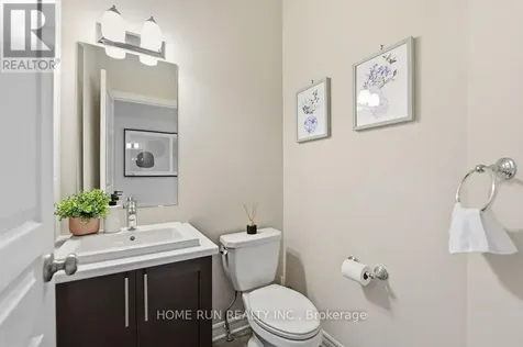 752 Carnelian Crescent Ottawa ON K4M 0E2