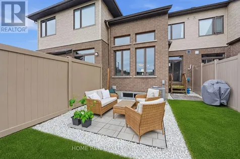 752 Carnelian Crescent Ottawa ON K4M 0E2