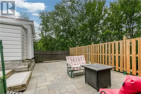 22 Timber Ridge Court Sudbury ON P3E 6K1