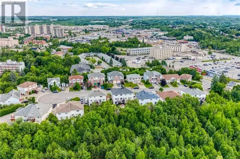 22 Timber Ridge Court Sudbury ON P3E 6K1