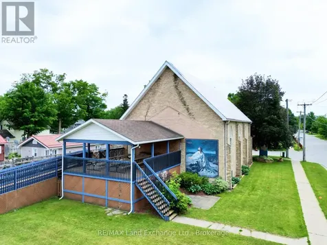 641 Market Street Saugeen Shores ON N0H 2C3
