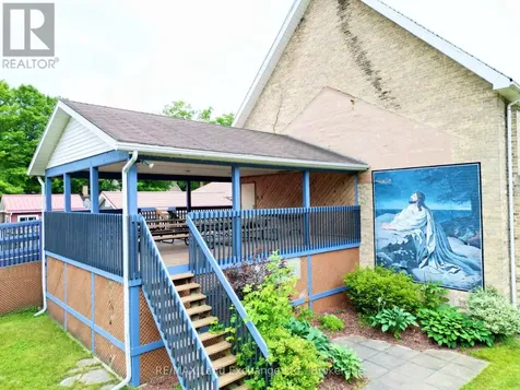 641 Market Street Saugeen Shores ON N0H 2C3