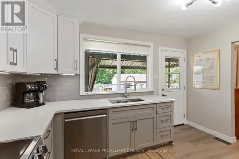 795 Laurier Boulevard Brockville ON K6V 5Z5