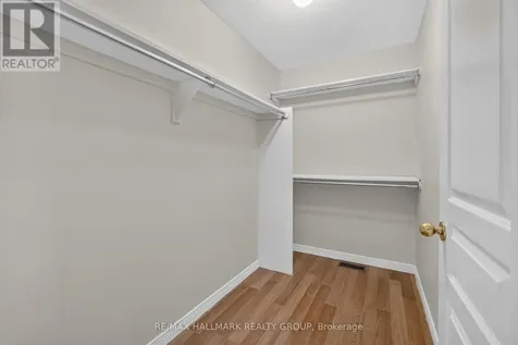 24 Gray Crescent Ottawa ON K2K 3J6