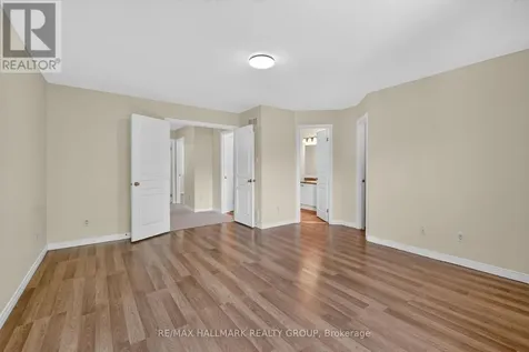 24 Gray Crescent Ottawa ON K2K 3J6