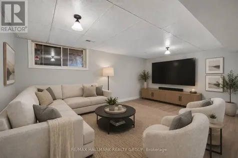 24 Gray Crescent Ottawa ON K2K 3J6