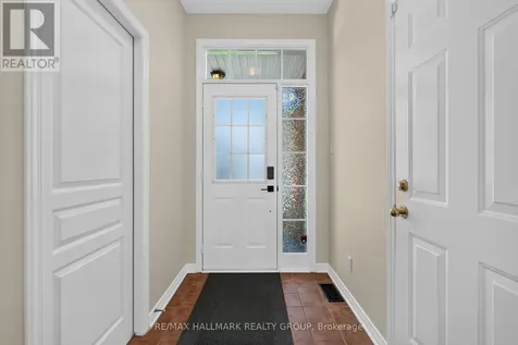 24 Gray Crescent Ottawa ON K2K 3J6