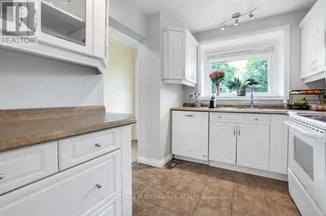 1550 Bourcier Drive Ottawa ON K1E 3J2